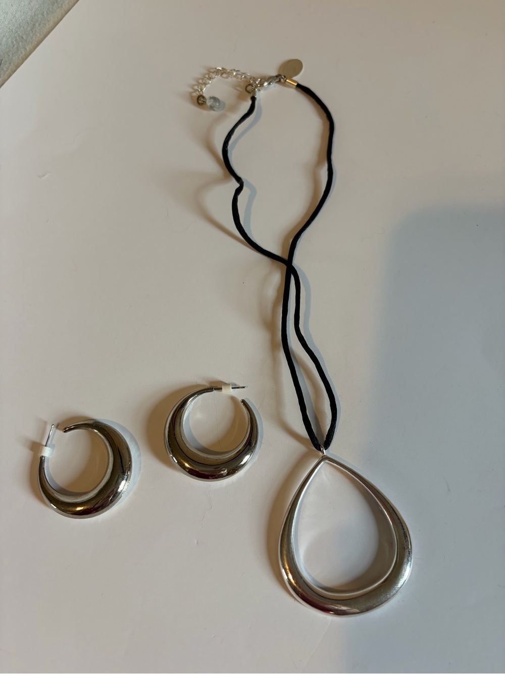 White House Black Market Silver Teardrop Pendant Necklace and Hoop Earrings Set